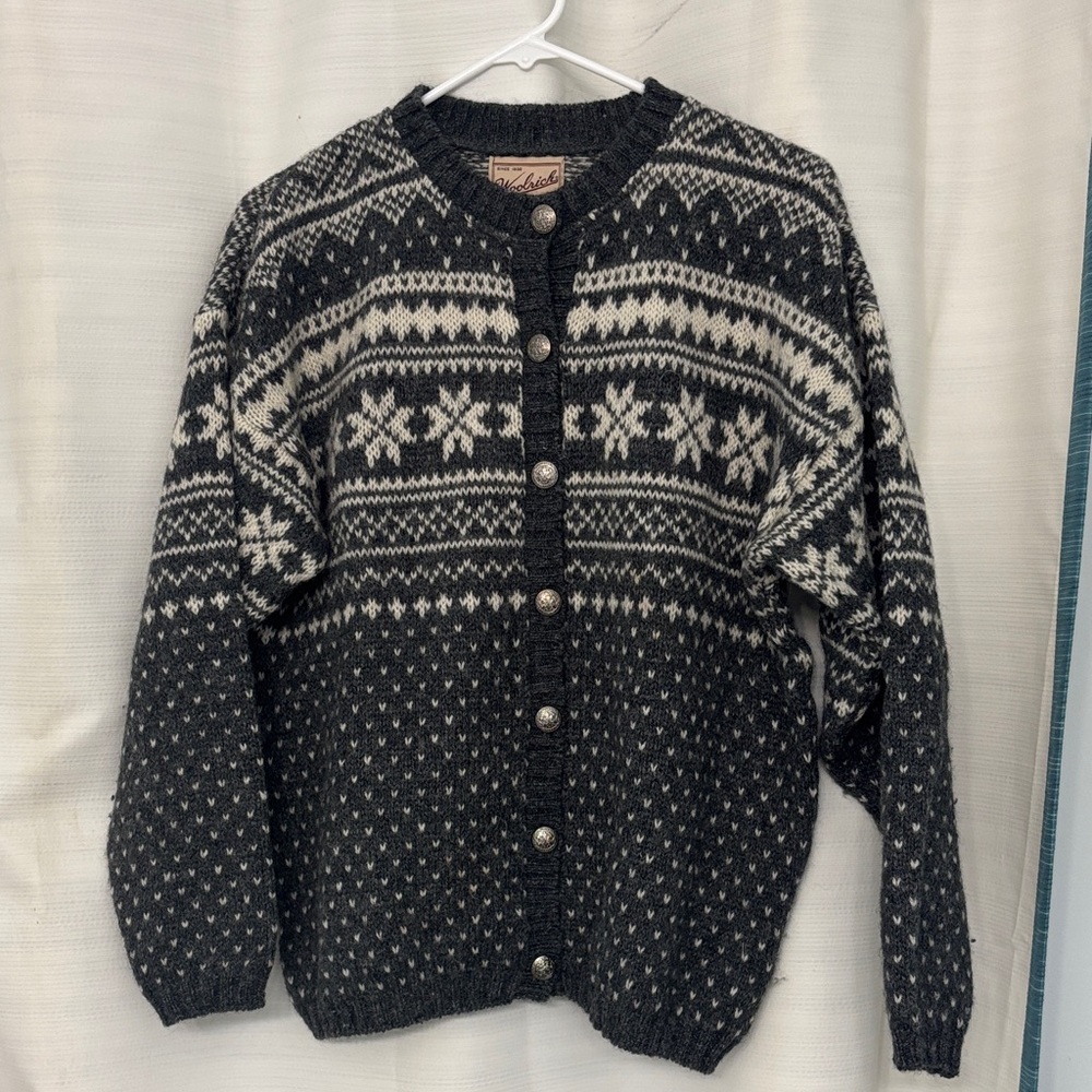 Women’s Original Woolrich Charcoal Grey and Cream Patterned Cardigan